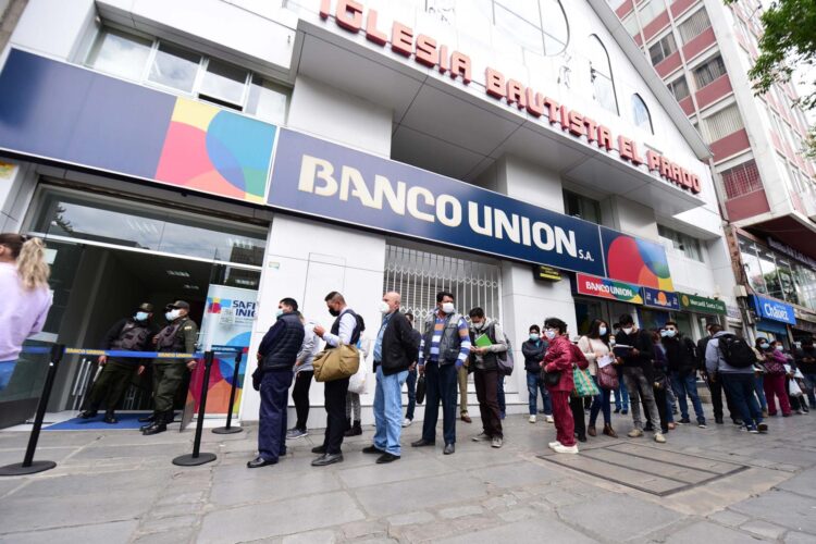 Una agencia del banco Unión en la El Prado, en el centro de La Paz.
Foto: Archivo.