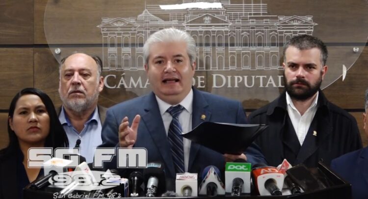 El jefe de bancada de CC en Diputados, Enrique Urquidi.