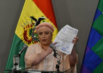La ministra de la Presidencia, María Nela Prada