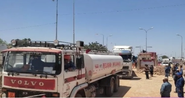 Cisterneros rechazan acusaciones sobre gasolina adulterada