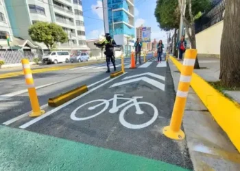La construcción de la ciclovía en la zona Sur de La Paz es cuestionada por vecinos.