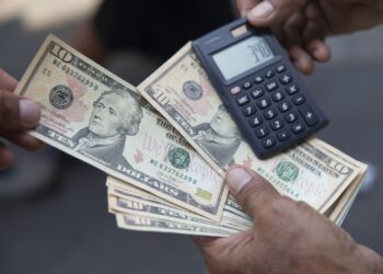 dólar