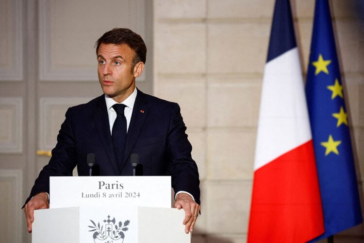 macron.jpg