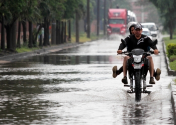 Continuarán las lluvias en varias regiones del país. Foto: APG-Archivo.