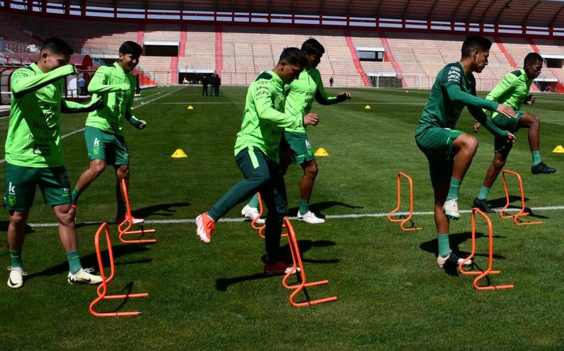 Incidencia de una práctica anterior de la Selección Boliviana en el Titán de El Alto.