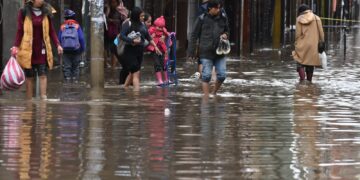 Las lluvias causas inundaciones, riadas, mazamorras y otros desastres en el país. Foto: APG.
