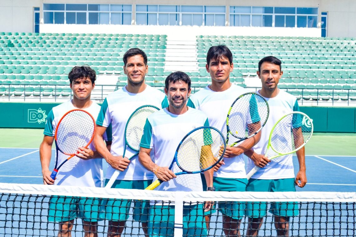 La selección boliviana de tenis en Santo Domingo, República Dominicana