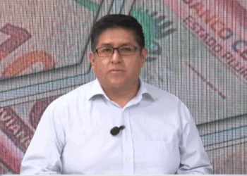 El gerente de la Gestora Pública, Jaime Durán, en conferencia de prensa.
