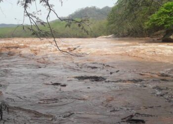 El Senamhi emitió una alerta naranja por posibles desbordes de ríos.