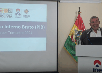 El director del INE, Humnberto Arandia, brinda los datos del PIB al tercer trimestre de 2024.