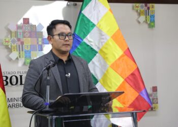 Omar Alarcón, presidente de YLB, durante la rendición de cuentas de la estatal.