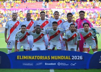 Una de las últimas formaciones de la selección peruana que juega en la Eliminatoria.