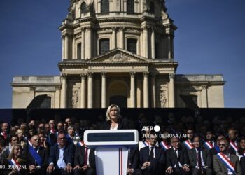 Le Pen agradeció el apoyo