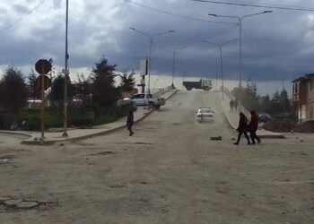 Comienza la refacción del Puente Bolivia en El Alto.