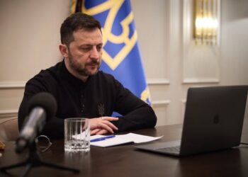 Zelenski no piensa negociar las plantas nucleares