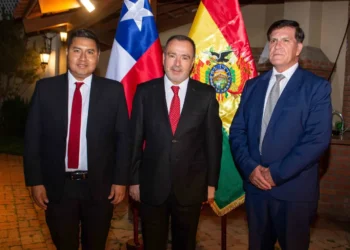 Bolivia y Chile celebran nuevas rutas aéreas