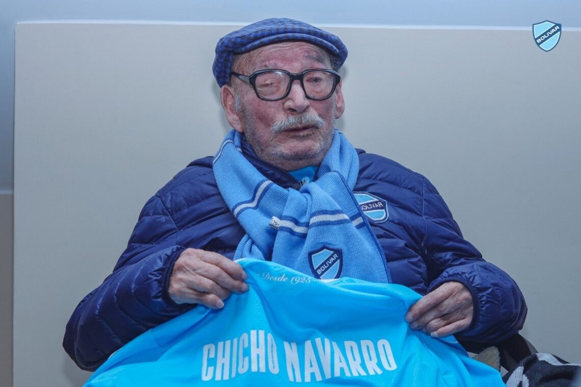 El hincha bolivarista Lisandro Navarro