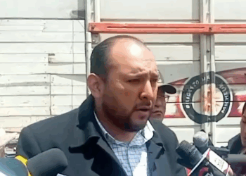 El viceministro Roberto Ríos informa la incautación de camión.
