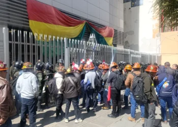Mineros abandonan el diálogo con el Gobierno. Foto: Fencomin.