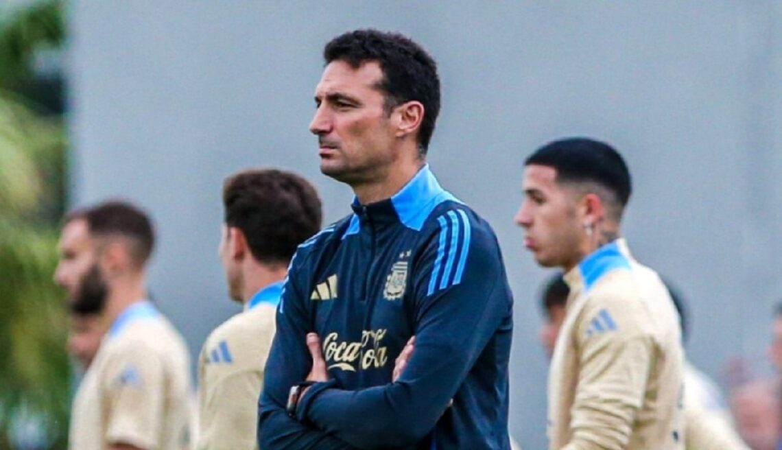 Lionel Scaloni durante un entrenamiento de Argentina