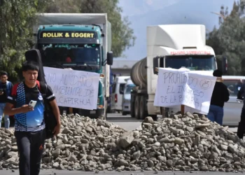 Uno de los puntos de bloqueo instalados en Colcapirhua. Foto: APG.