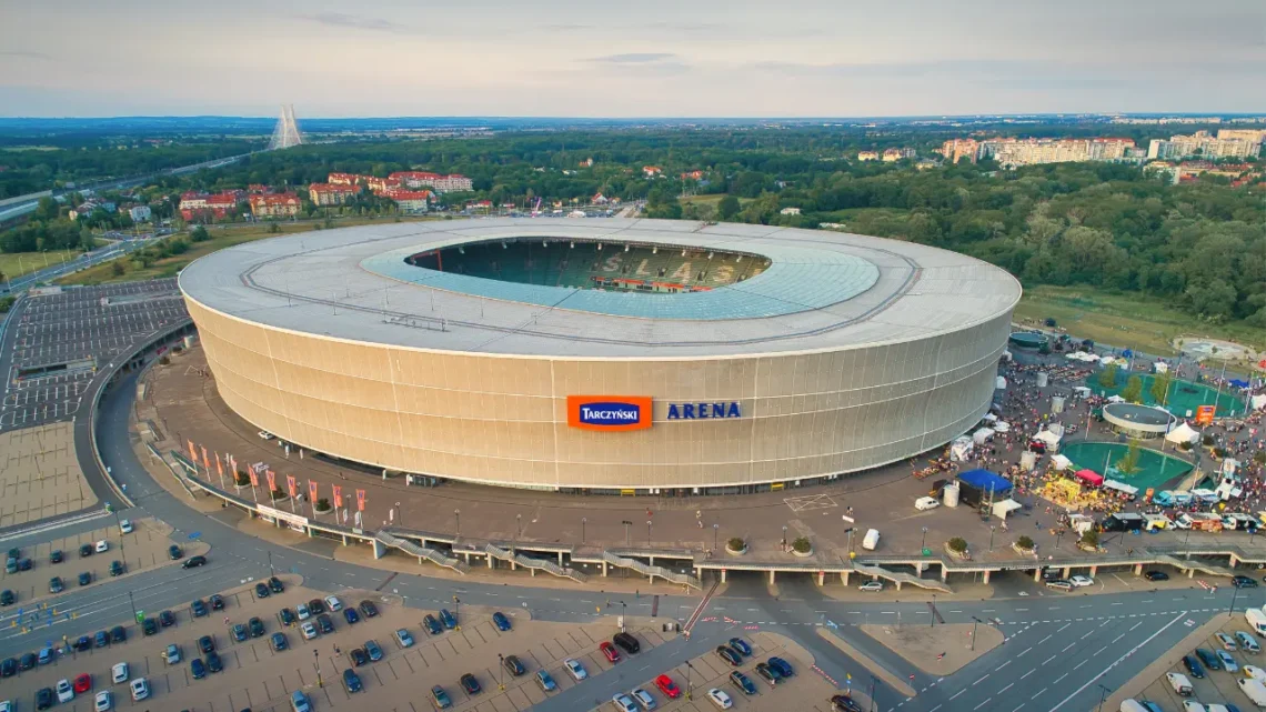 El estadio que será sede de la final de la Conference League
