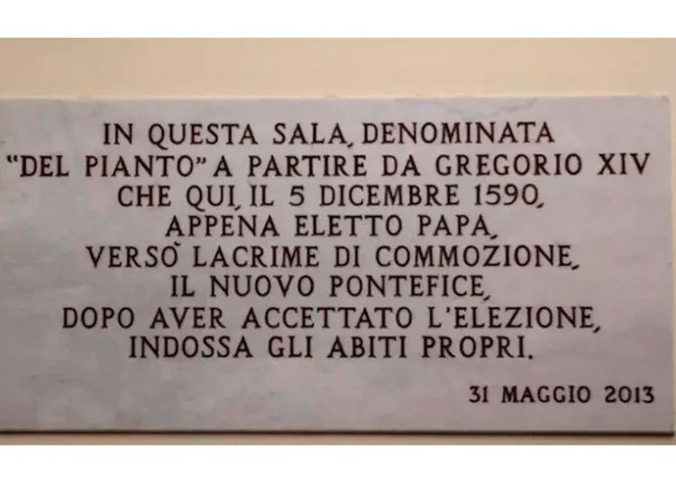 Inscripción conmemorativa en la "sala de las lágrimas". Foto: Vatican News