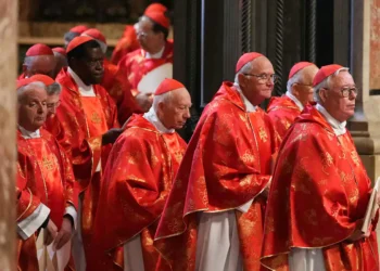 conclave_papa.jpg