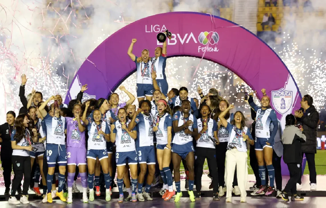 Las 'Tuzas' del Pachuca se consagraron campeonas del torneo Clausura-2025 (FOTO: AFP)