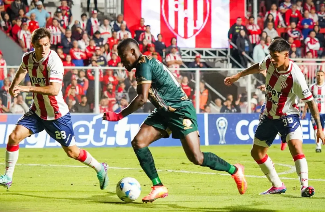 Incidencia del partido entre Unión y Mushuc Runa