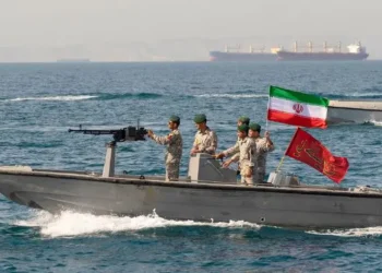 Irán aún no inició el cierre de Ormuz/IRNA