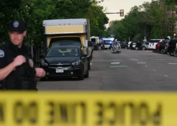La policía acordonó el lugar del ataque/AFP