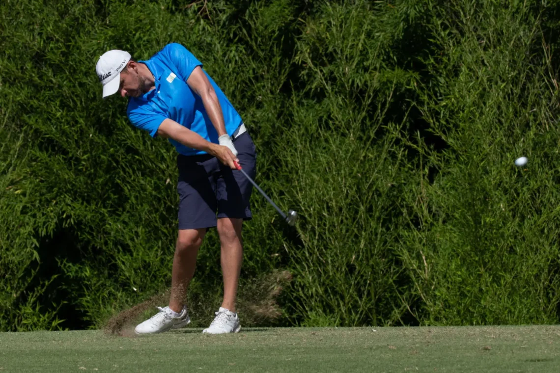 El golfista boliviano José Luis Montaño en competencias anteriores (Federación Boliviana de Golf)