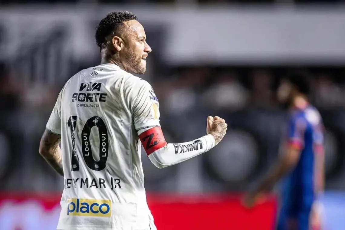 Neymar con la camiseta del Santos