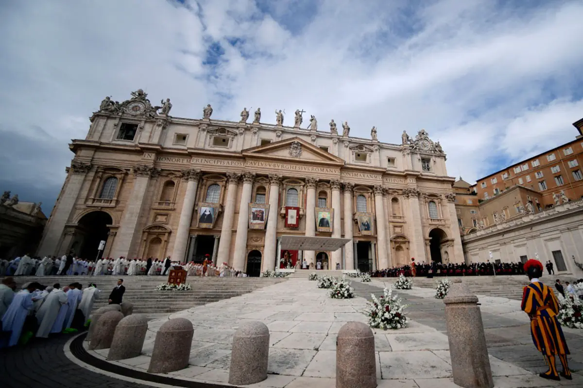 Vaticano abre canal de escucha para indemnizar a víctimas de abusos en Perú