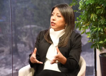 Nadia Cruz denuncia violaciones de policías a detenidas.