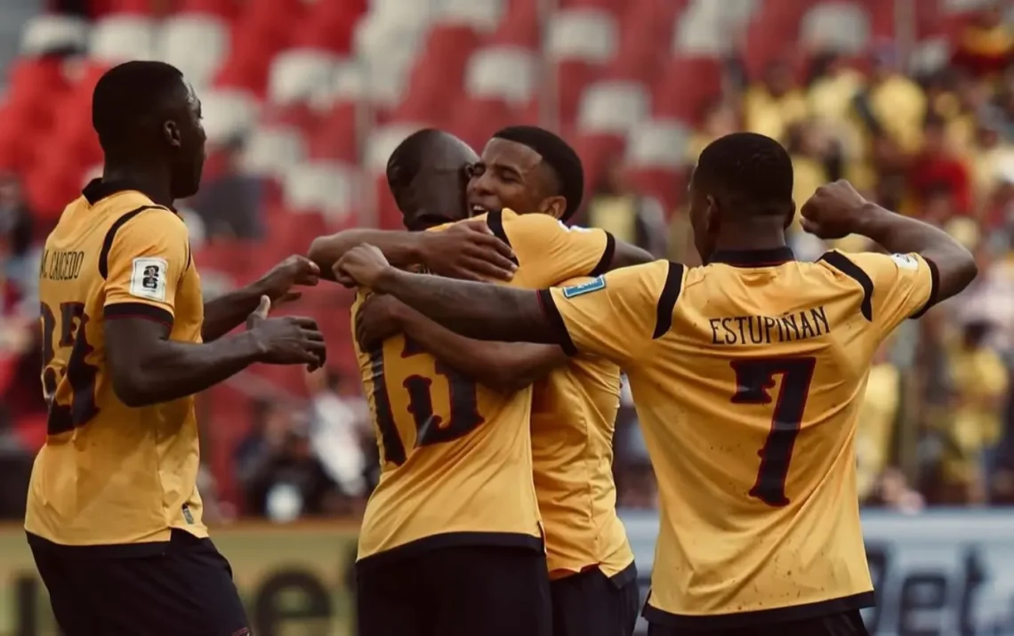 Festejo de los jugadores de Ecuador
