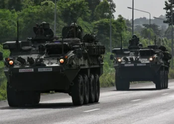 Ambos países movilizan tropas hacia la frontera/AFP