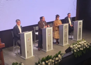 Los participantes de la segunda ronda del debate de la CEPB. Foto: CEPB.