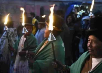 Un desfile pasado por el 16 de Julio. FOTO: GAMLP