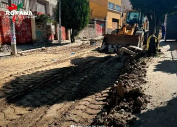 Una obra inconclusa en la avenida Abdón Saavedra, en Sopocachi. FOTO: Roxana Pérez del Castillo