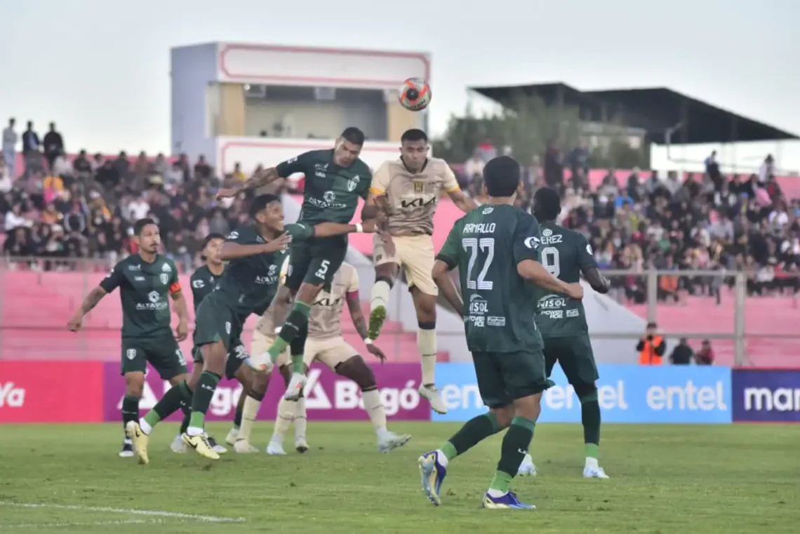 Incidencia del partido entre Real Tomayapo y The Strongest (APG)