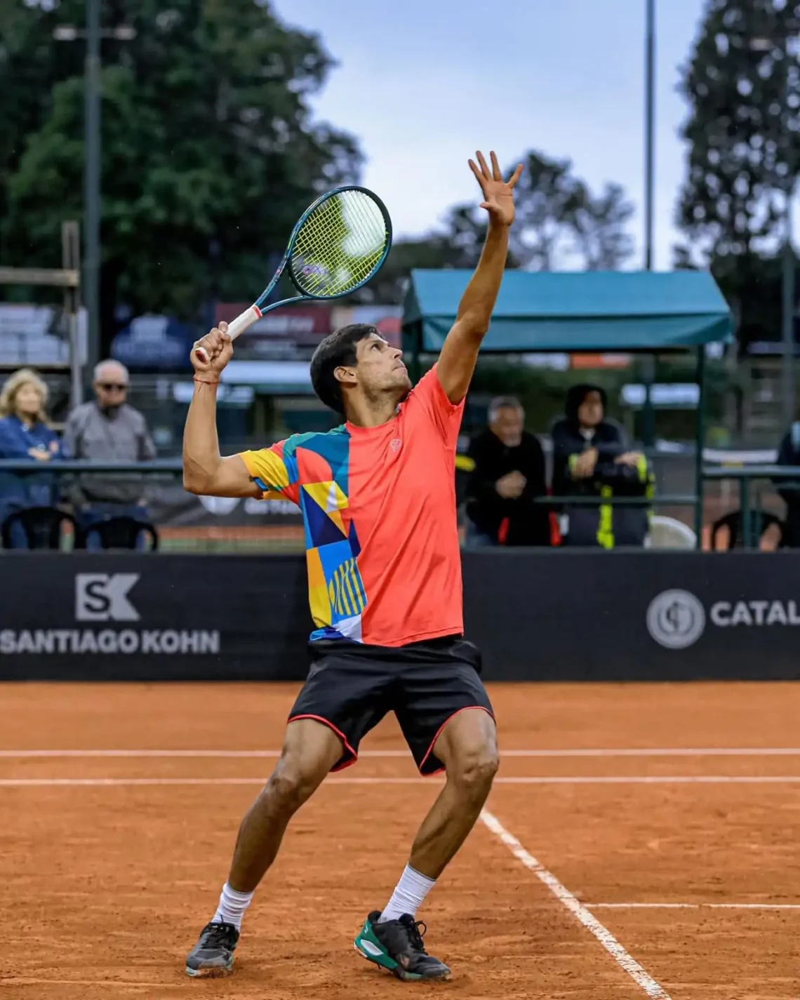 El tenista boliviano Federico Zeballos en plena competencia.