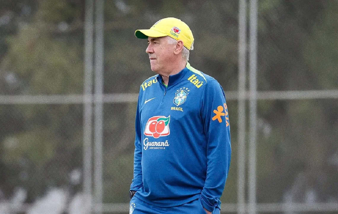 Ancelotti en el entrenamiento de la Selección brasileña. (FOTO: Confederação Brasileira de Futebol)