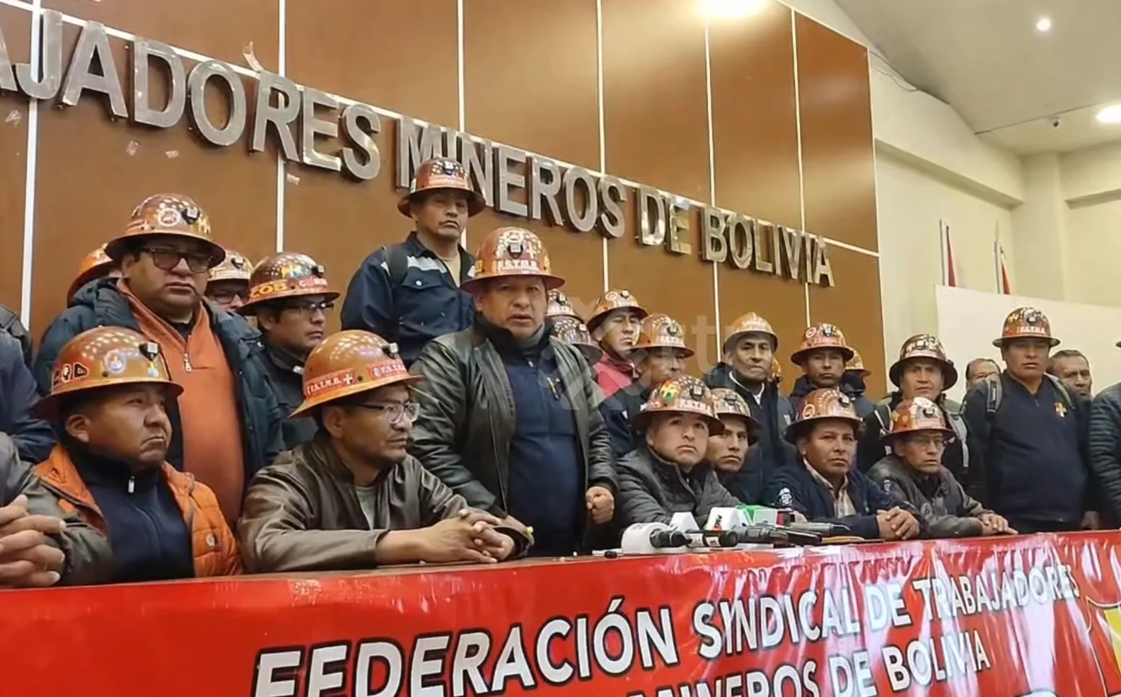 Mineros asistirán masivamente al cabildo convocado por la COB