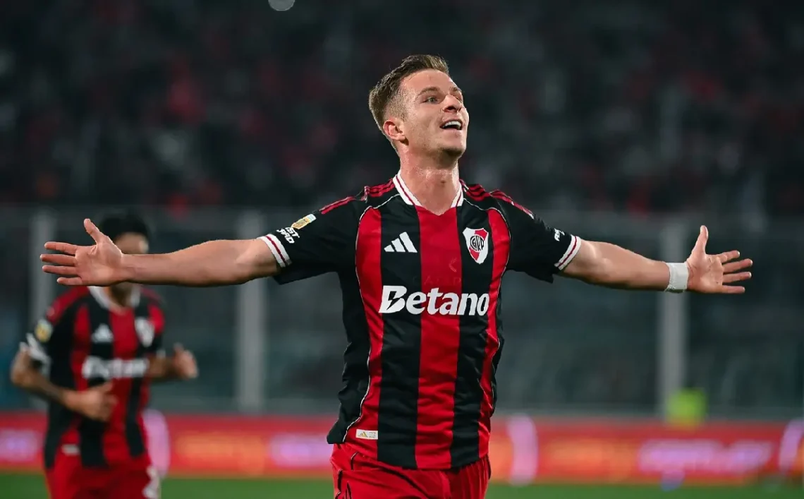 Giuliano Galoppo anota el último gol para la victoria de River Plate. (FOTO: Club Atlético River Plate)