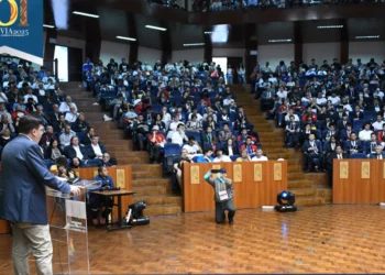El ministro Cusicanqui cierra la Olimpiada de Informática. Foto: Ministerio de Planificación del Desarrollo.