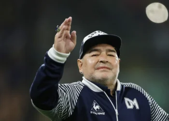 Diego Maradona durante su etapa de director técnico (AFP).