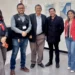 El presidente del TED Chuquisaca, Mauricio Del Río, junto a representantes de la aseguradora. Foto: Radio Global Sucre.
Foto: ABI