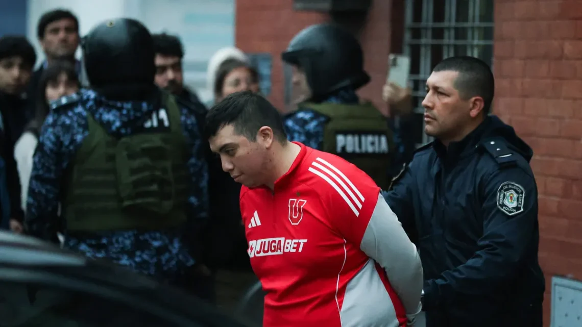 Liberan hinchas chilenos. (FOTO: AFP)